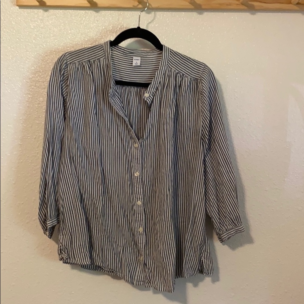 Old navy blouse
